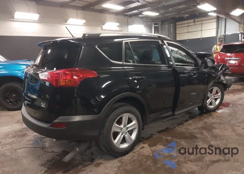 2013 Toyota Rav4 Xle z USA, uszkodzony, nr VIN 2T3RFREV7DW113797